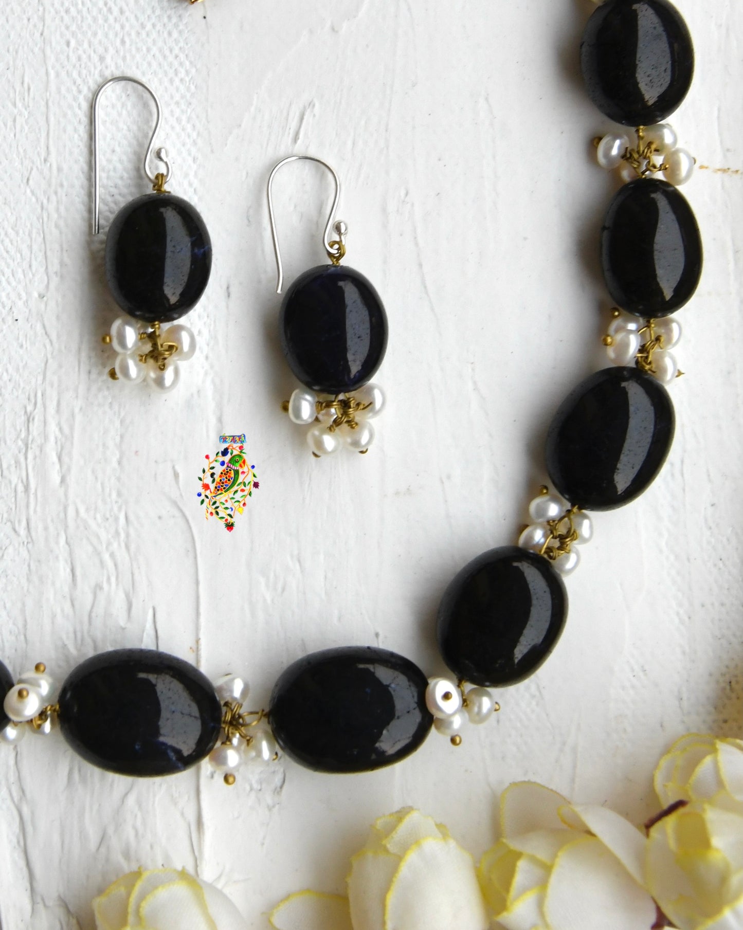 Black Onyx Pearl Tassel Set