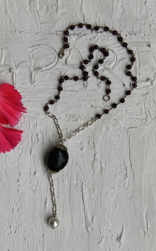 Black Onyx Garnet Chain