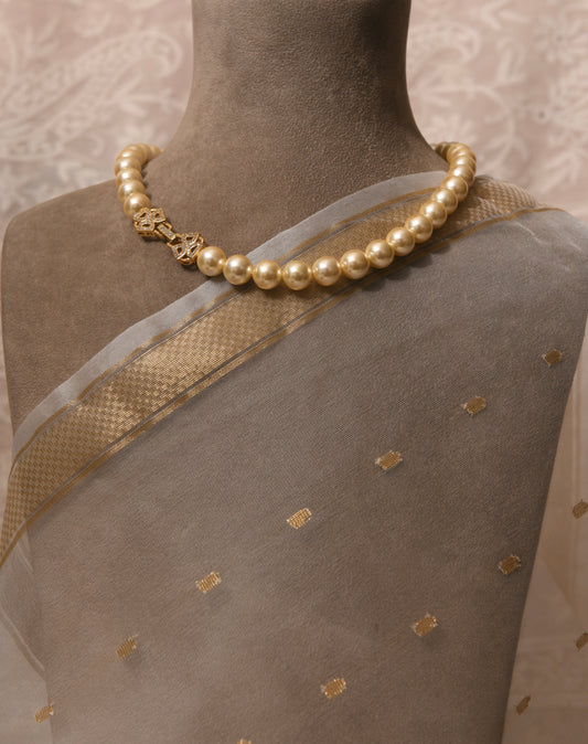 Beautiful World Pearl Necklace