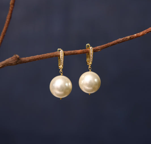 Golden Glow Pearl Earrings