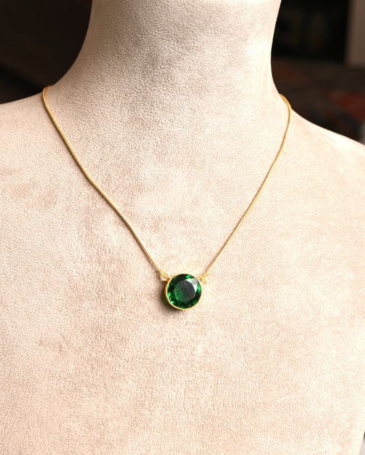 Emerald Dyna Necklace