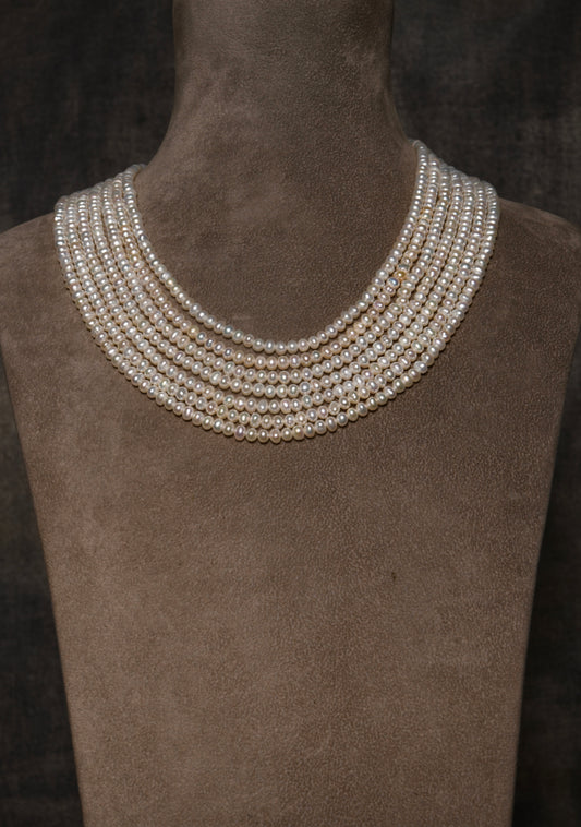 Multi-layered Pearls Necklace