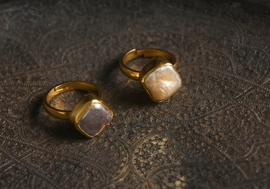 White Square Pearl Ring