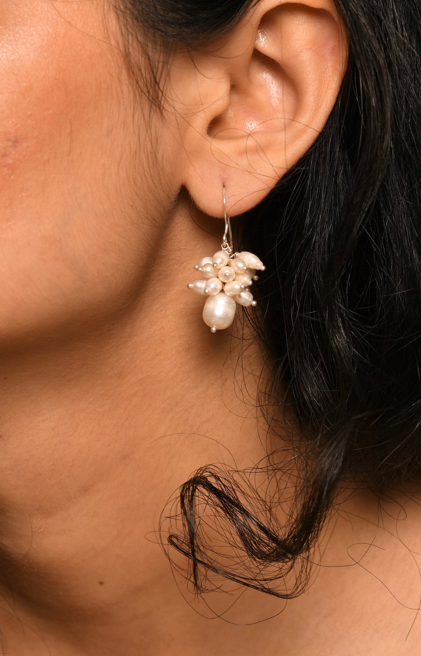 Snow White Pearl Earrings