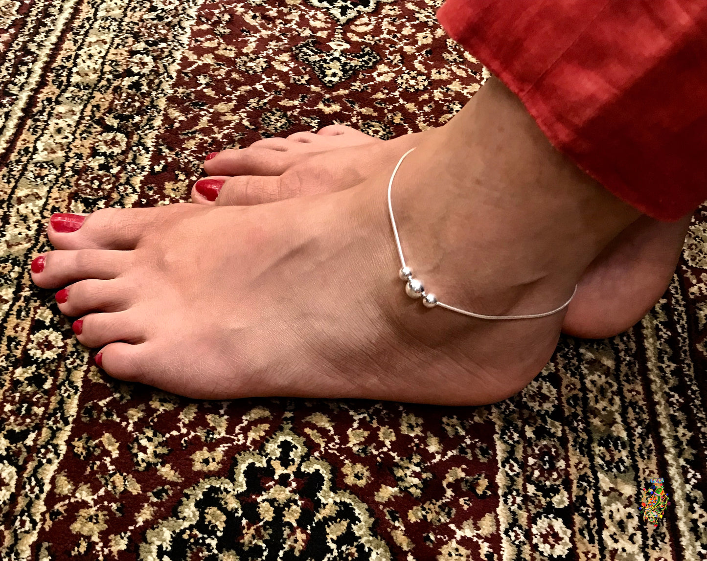 Dainty Ball Trio Anklets