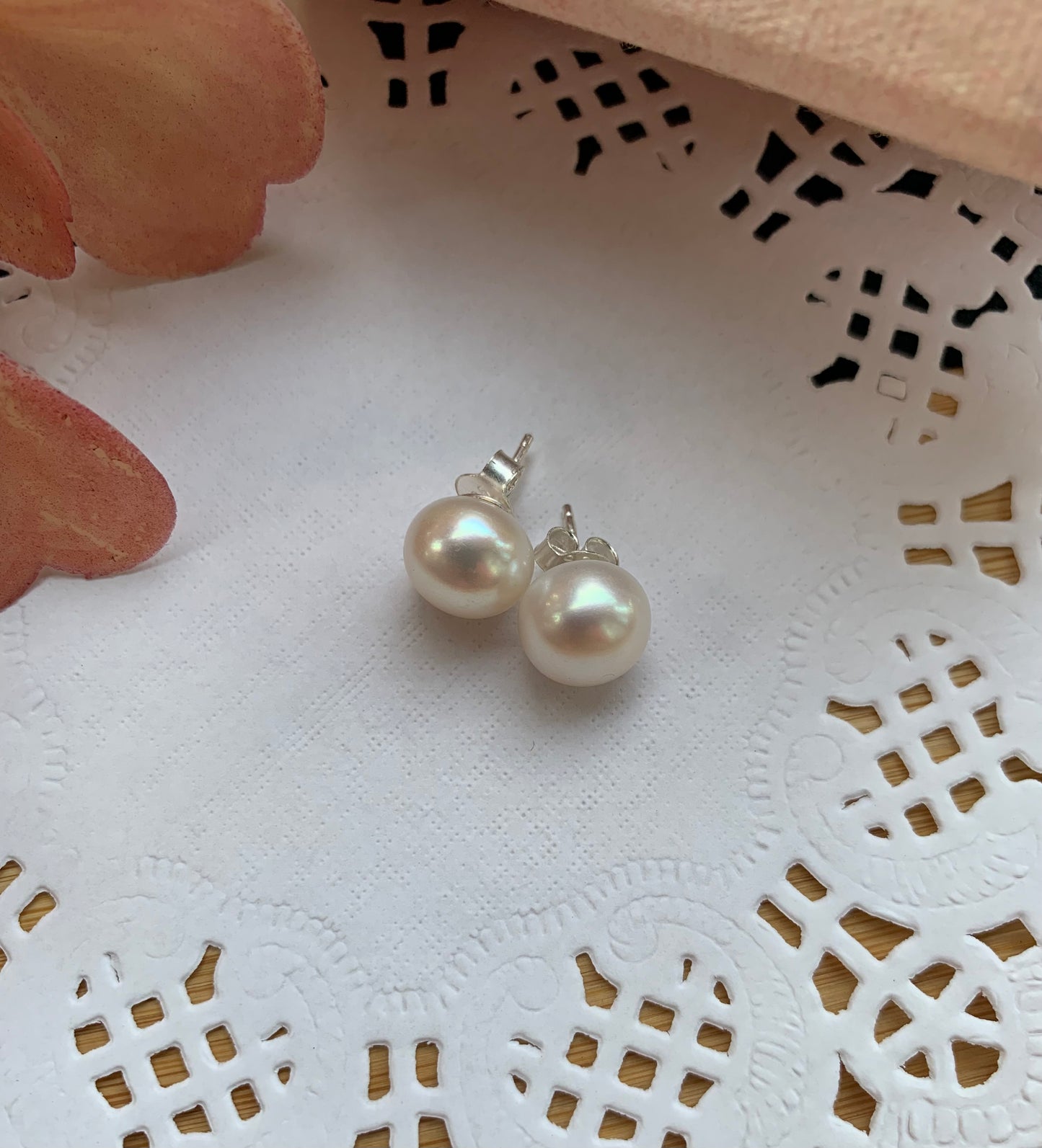 Freshwater Pearl Studs (11 mm)