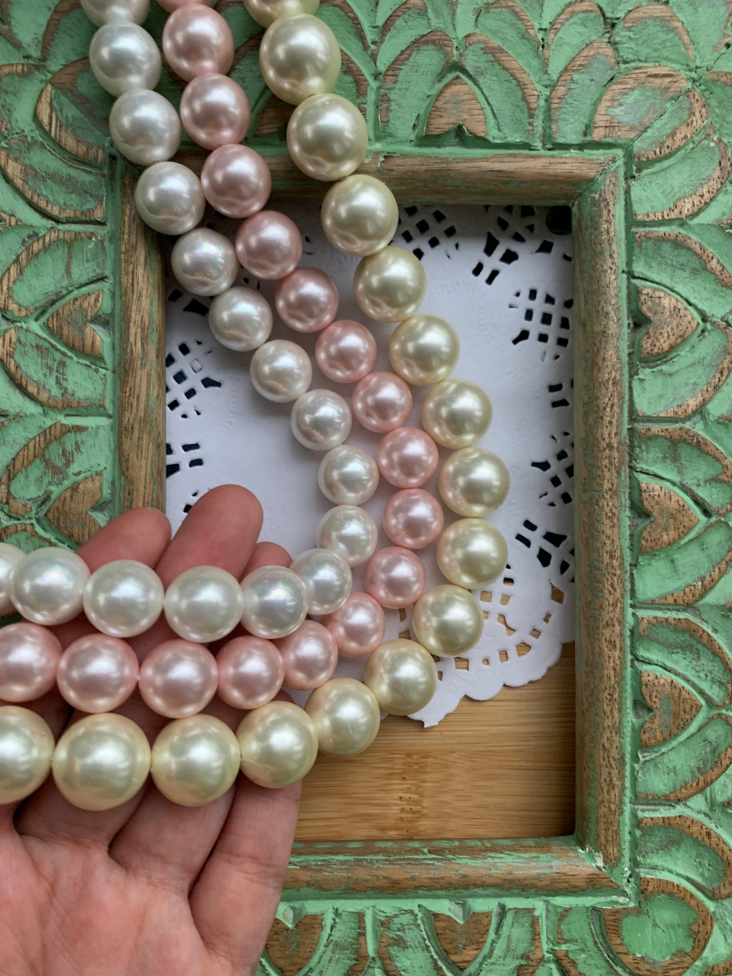 Sophia Pearls Necklace (14 mm)